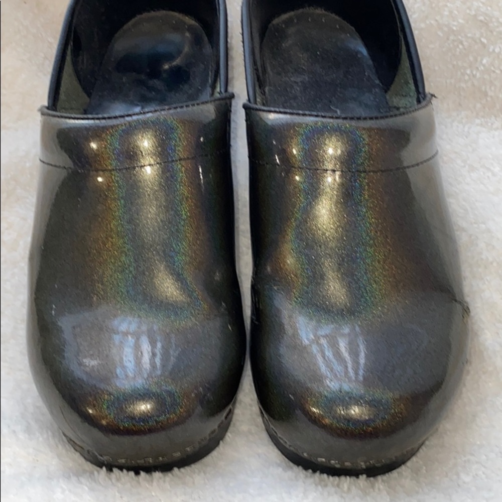 Dansko clogs ✨grey holo glittering✨